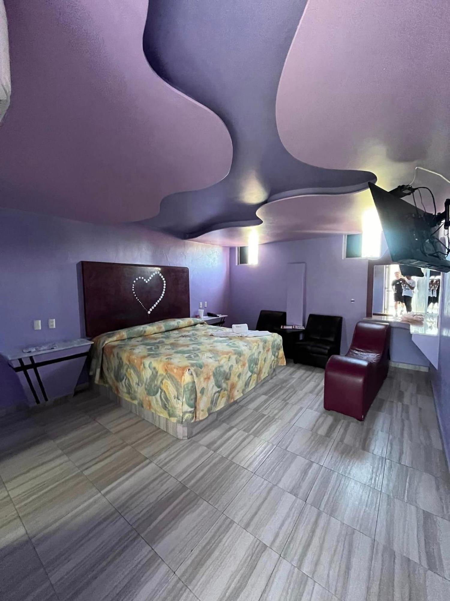 Hotel Love Темикско Екстериор снимка